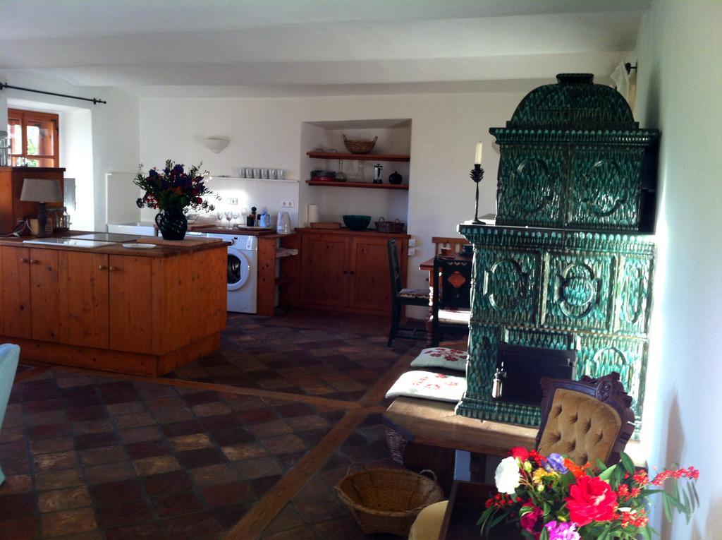 Cottage Am Waldrand Gelegen เฟลด์เคอร์เฮน อิน แครนเทน ภายนอก รูปภาพ