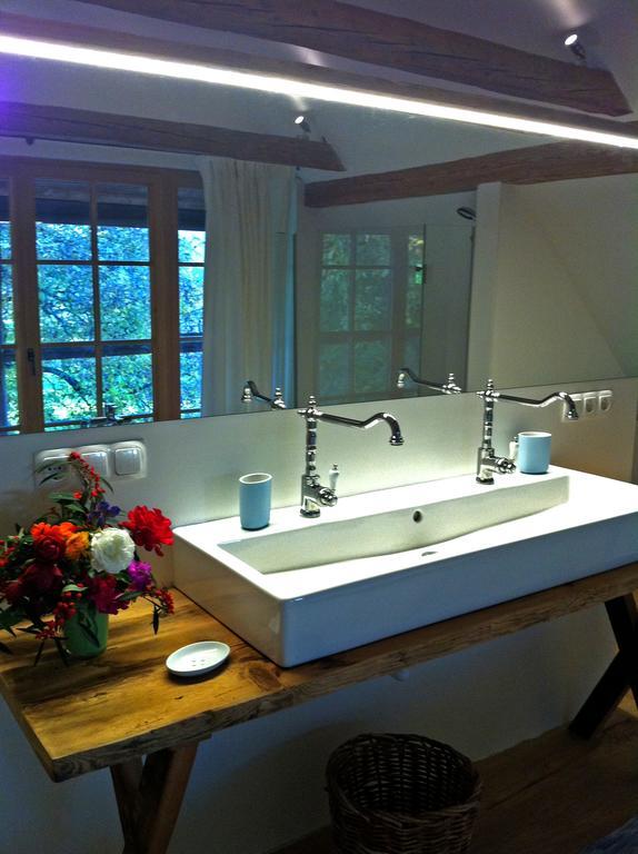 Cottage Am Waldrand Gelegen เฟลด์เคอร์เฮน อิน แครนเทน ภายนอก รูปภาพ