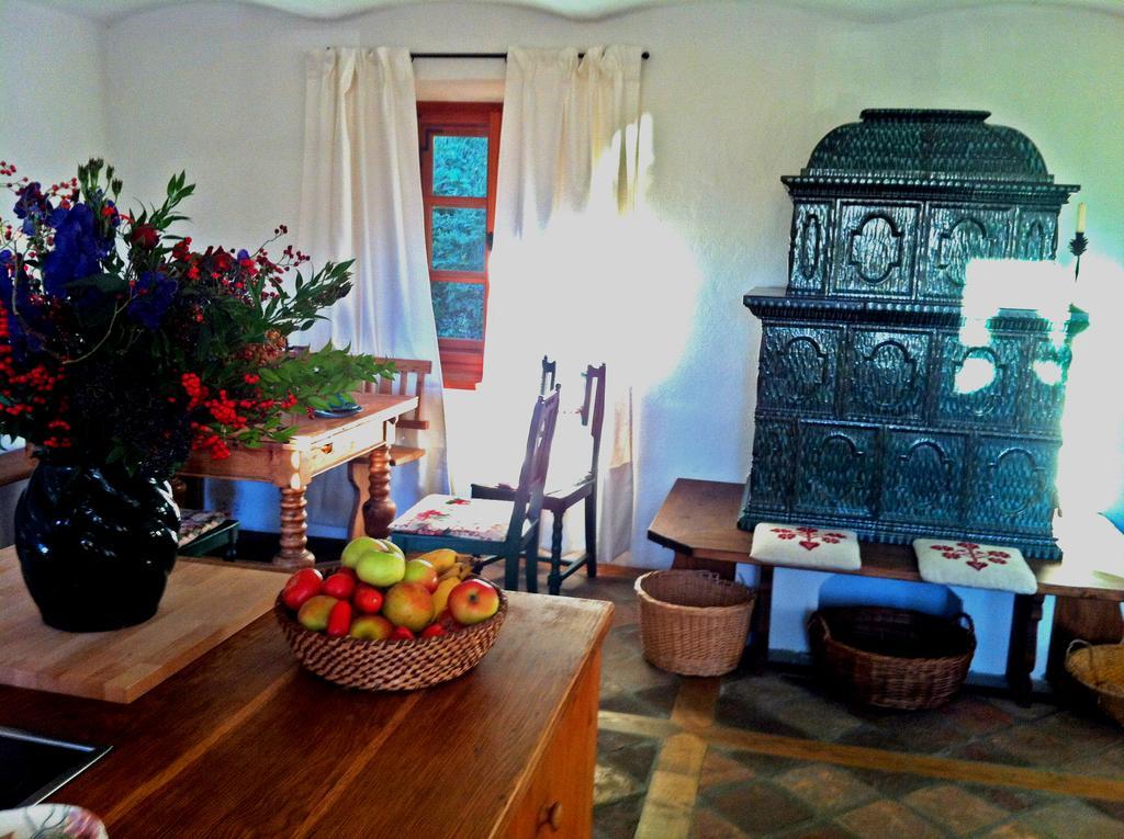 Cottage Am Waldrand Gelegen เฟลด์เคอร์เฮน อิน แครนเทน ภายนอก รูปภาพ